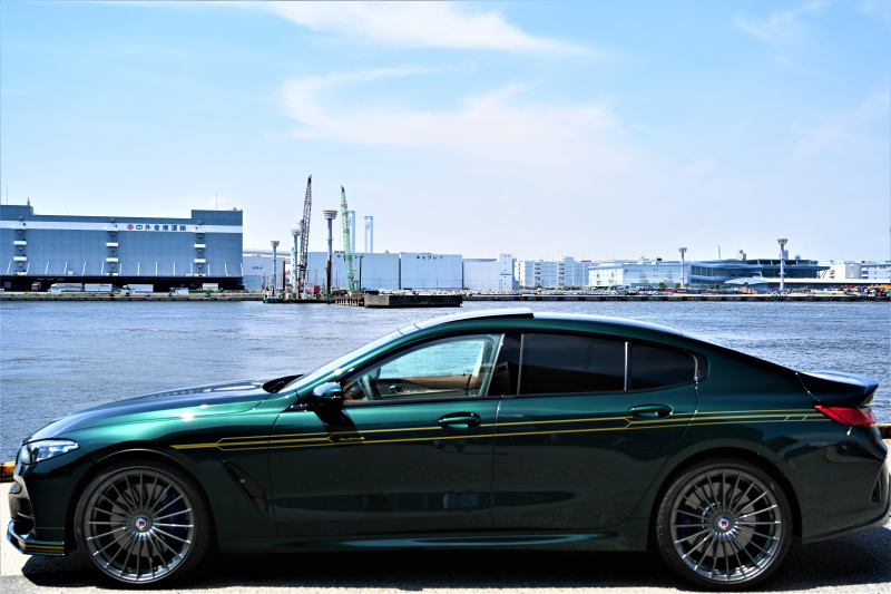 アルピナ B8 ALPINA B8グランクーペオールラッド正規ディーラー車日本1号車左ハンドル特注専用カラーアルピナ グリーン/メリノフルレザー＆バイカラーデコラインゴールドOP300万OPグレーホイールOPパノラマルーフOPB&Wダイヤモンドサウンドシステム新車同様超極上車即納  ...